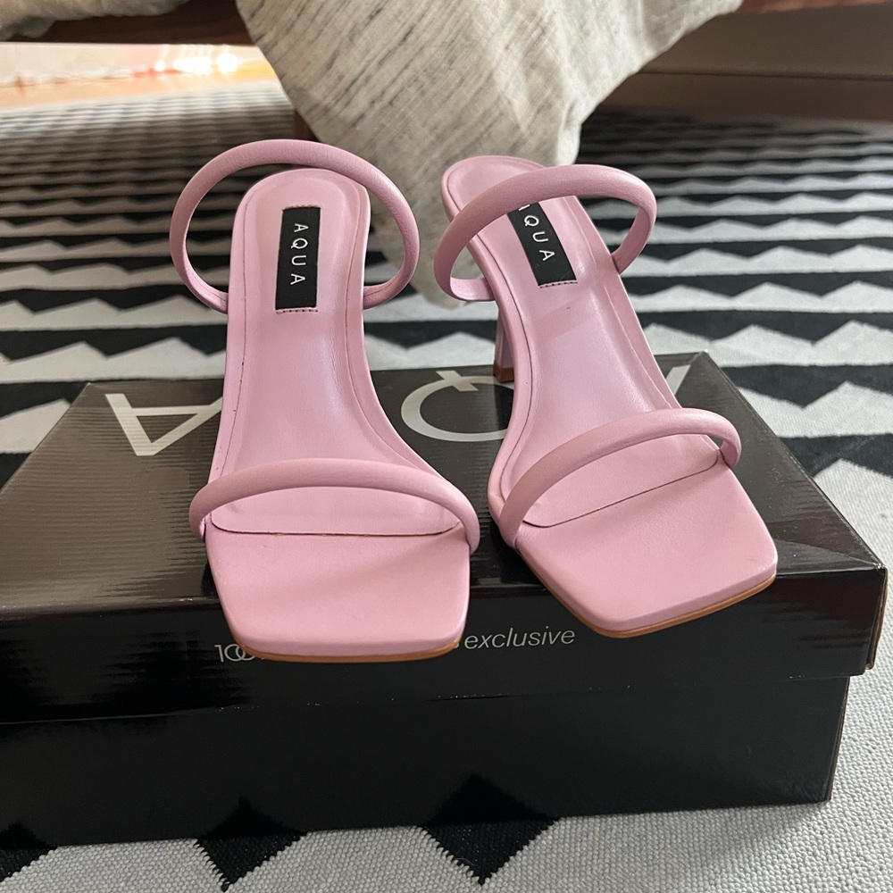 Aqua Kyle strappy mid-heel sandal in lilac